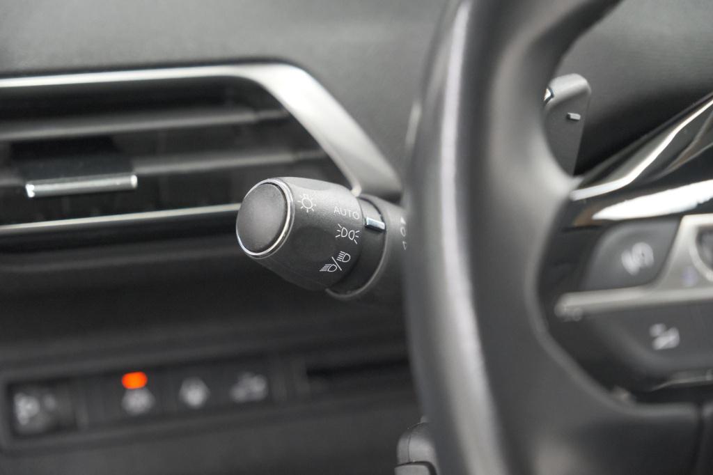 Peugeot 3008 puretech 130 eat8 allure | camera | adaptieve cruise control |