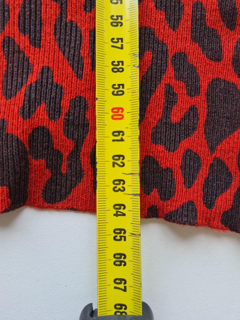 CL Essentials zwart donker rood koltrui Maat M