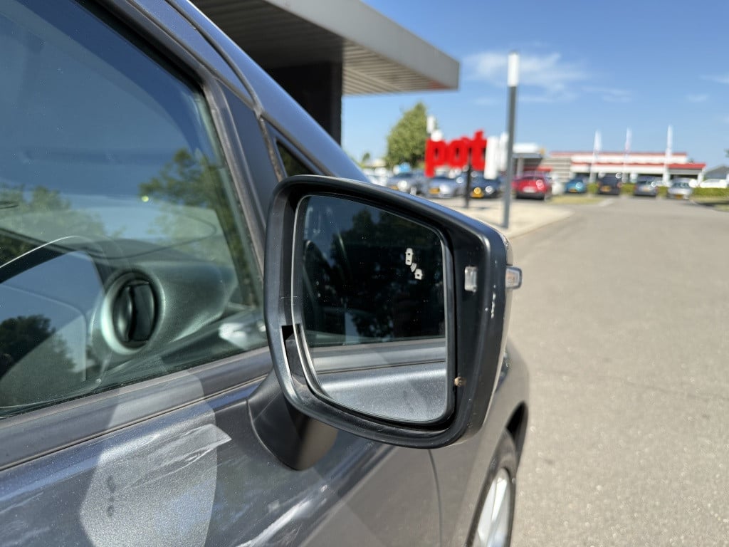 Nissan Note 1.2 dig-s tekna // automaat //