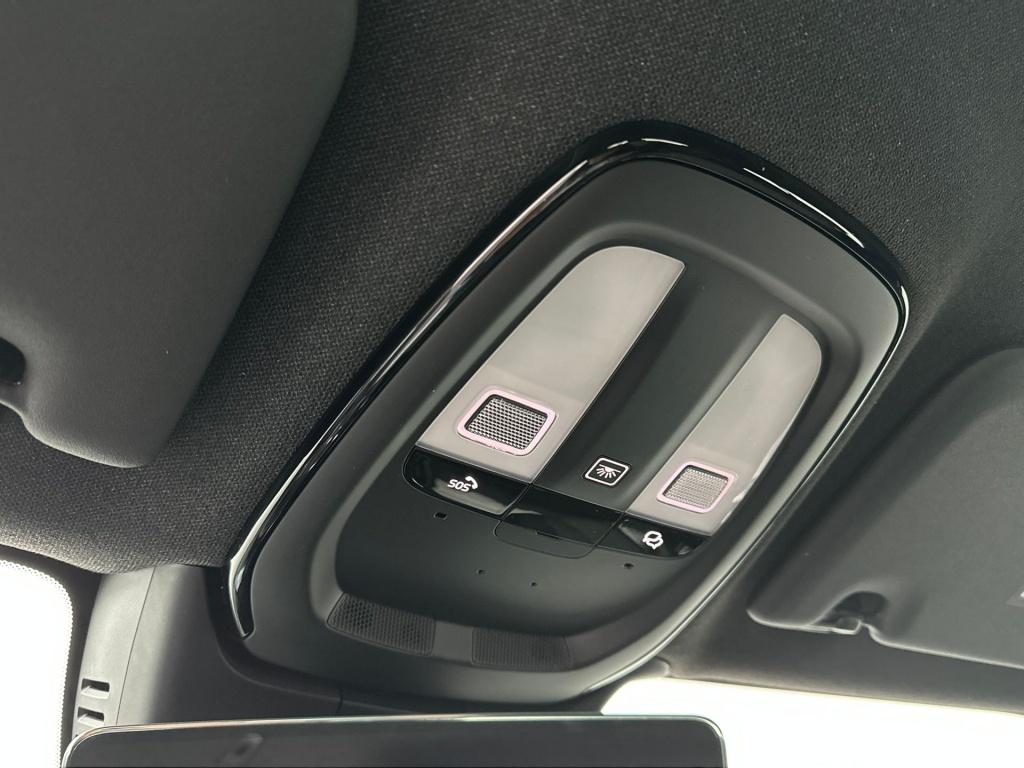 Volvo XC40 b4 gt plus dark