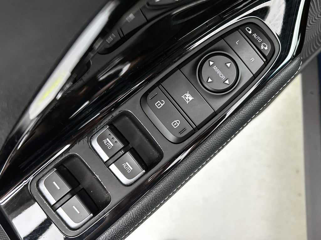 Kia Niro 1.6 gdi hybrid dynamicline | navigatie | parkeercamera |