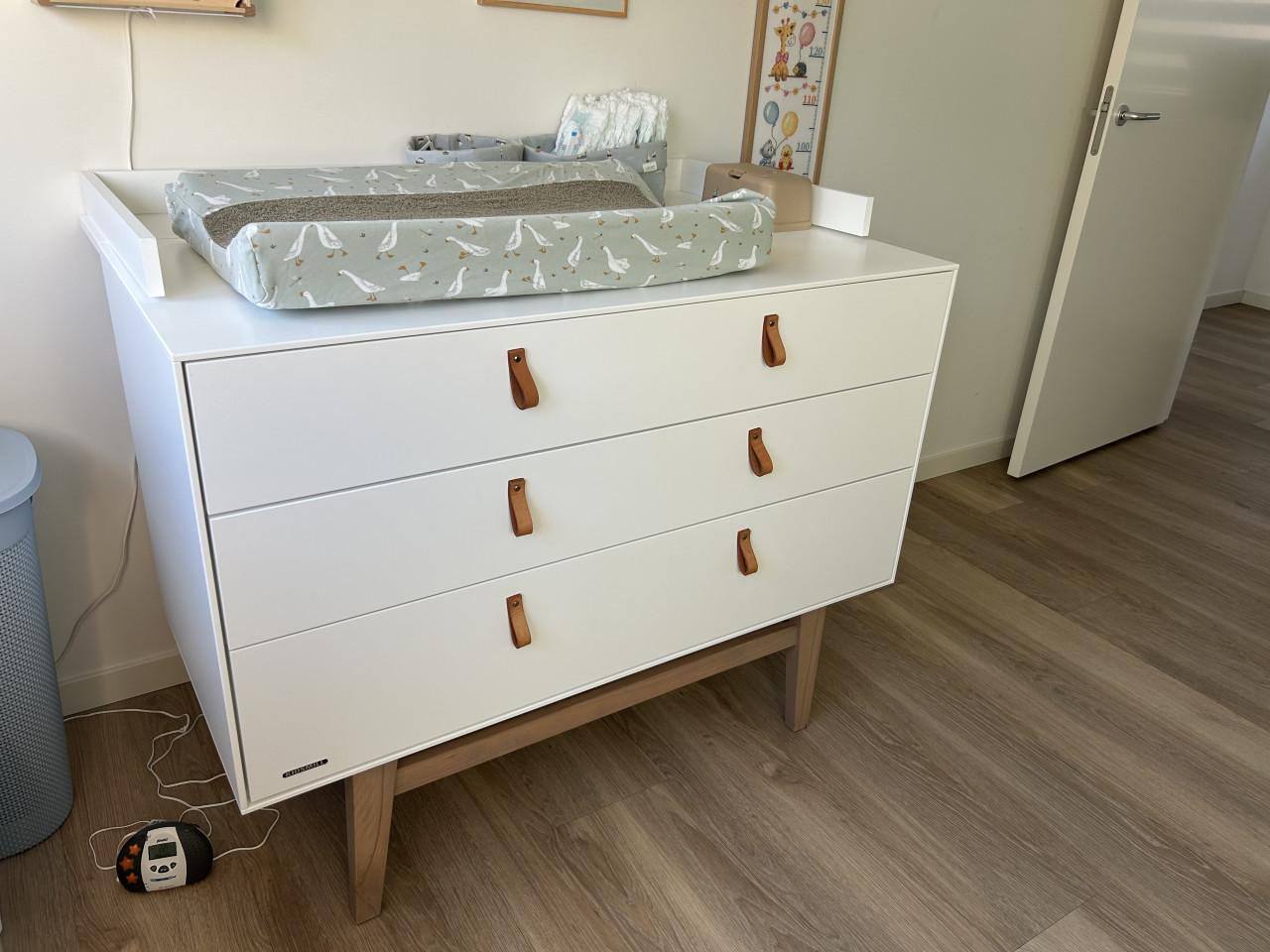 Kidsmill Noud commode, bladvergroter & kast