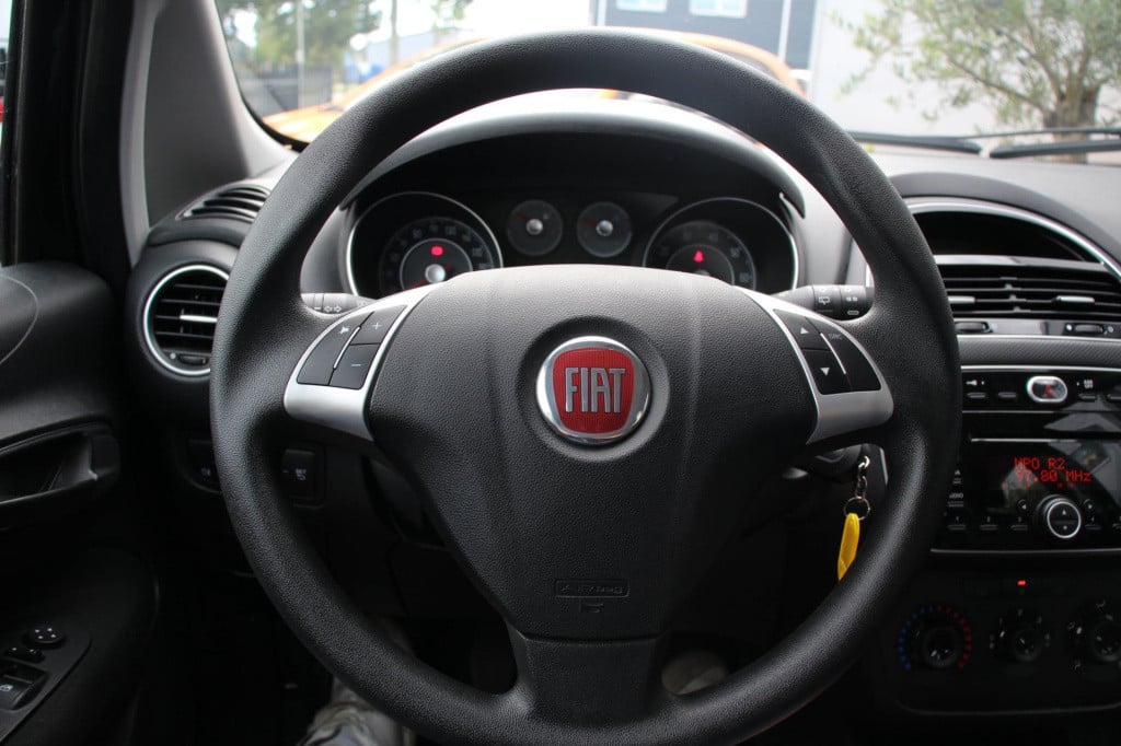 Fiat Punto evo 1.2 lounge - elek pakket - airco - 5drs - nap - dealer oh!