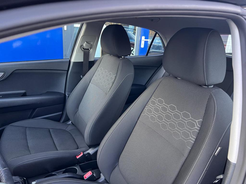 Kia Rio 1.0 t-gdi mhev automaat dynamicplusline, carplay, camera enz..