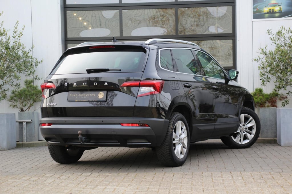 Skoda Karoq 1.5 tsi act sportline business - stoel verw - carplay - virtual