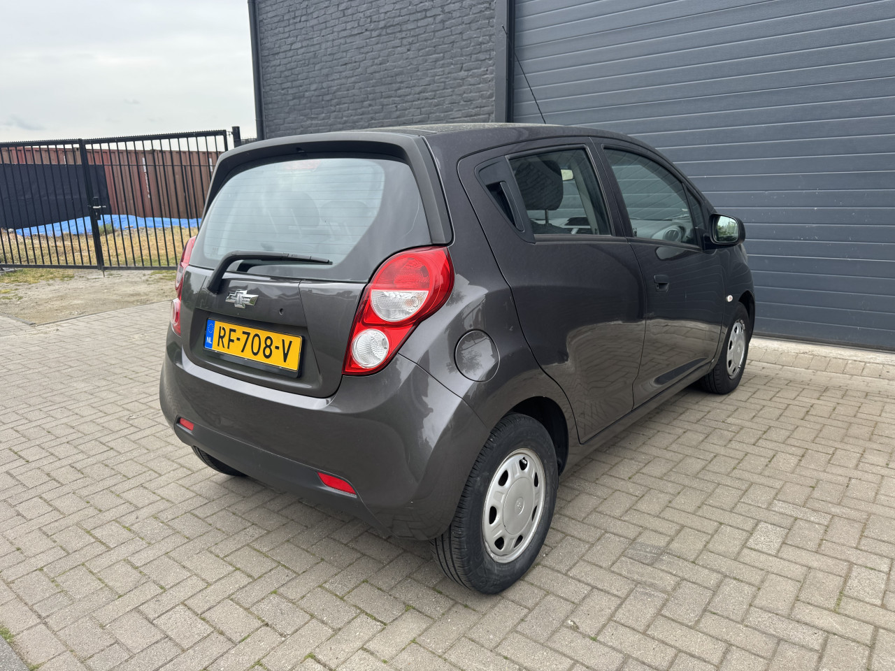 Chevrolet Spark 1.0 68PK 2014 Grijs Apk Bluetooth Nap