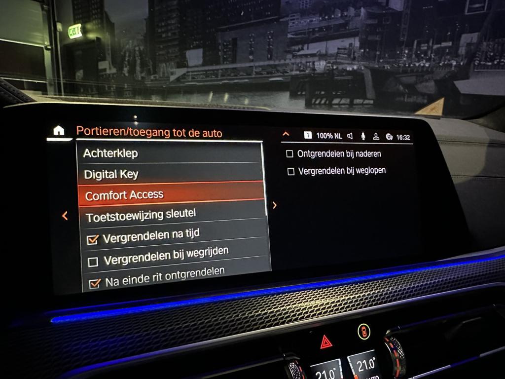 BMW X5 xdrive40i high executive *pano*harmankardon*memory*luchtvering*