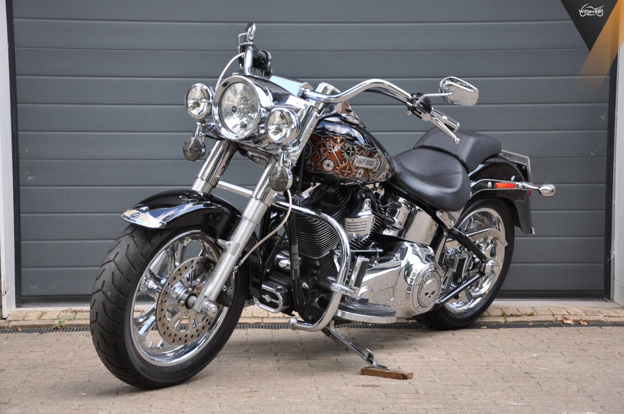 Harley-Davidson FLSTF Fat Boy