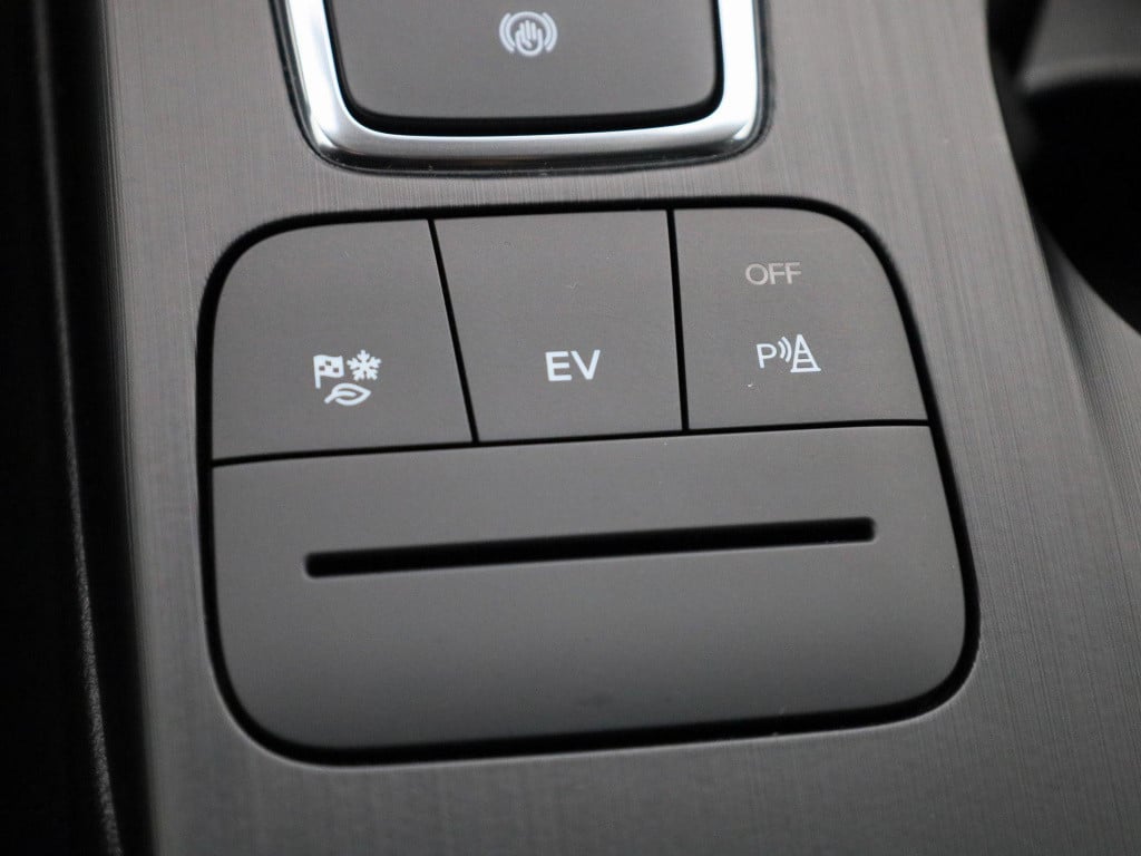 Ford Kuga 2.5 phev titanium | automaat | apple carplay / android auto | sto