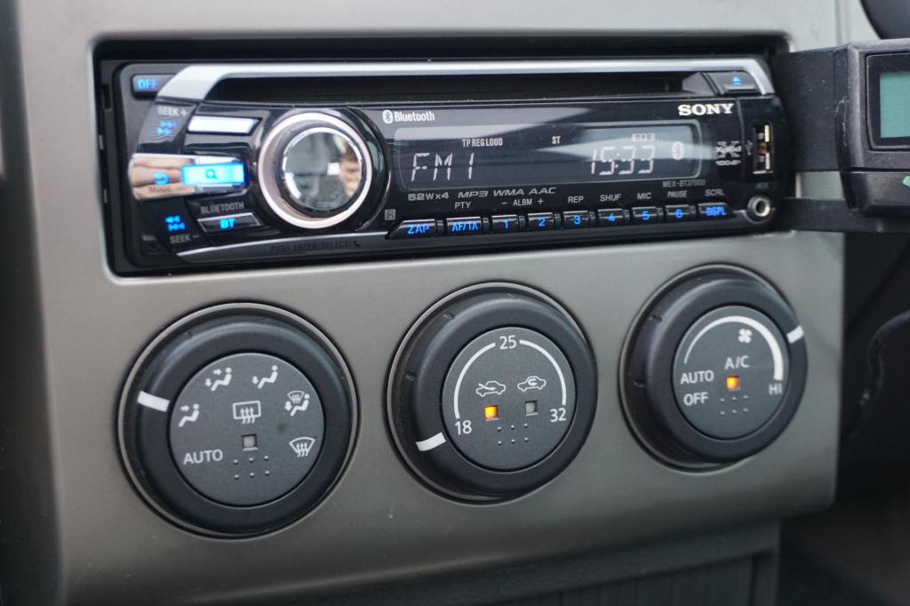 Nissan X-Trail 2.5 sport outdoor airco / navi / cruise / stoelverw. / pano