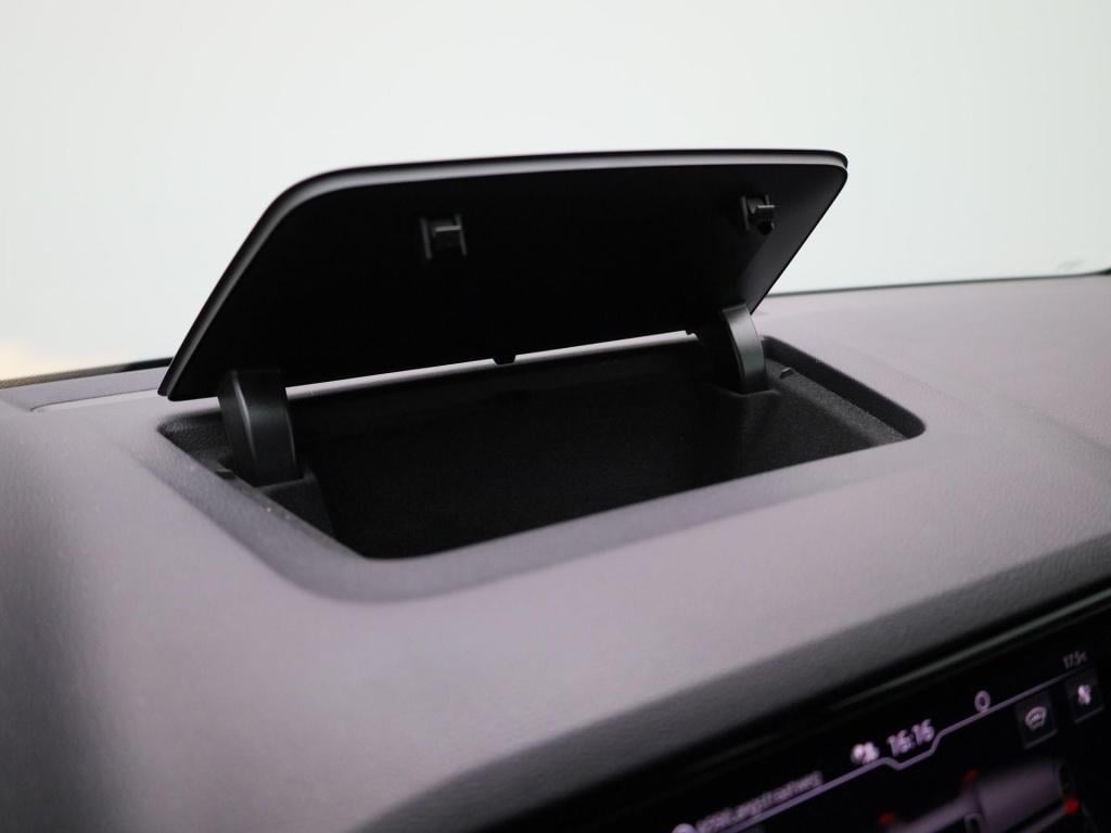 Skoda Karoq 1.5 tsi act business edition | automaat | apple carplay / andro