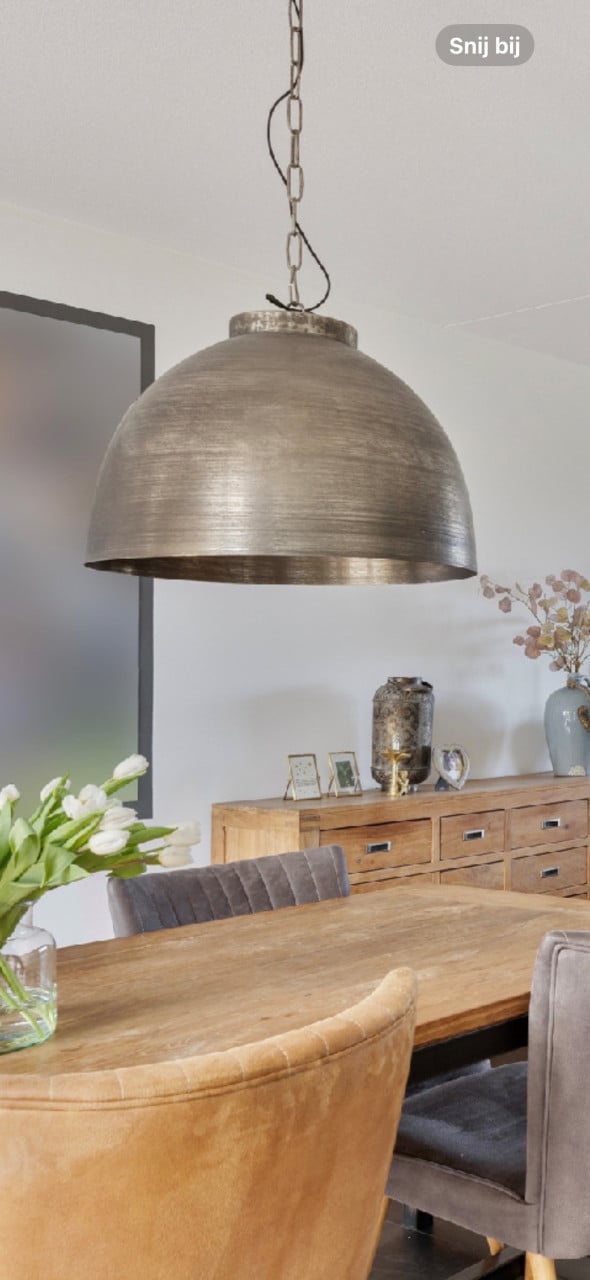 2 industriele hanglampen