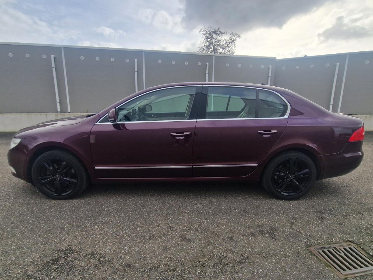 ŠKODA Superb 1.8 TSI Elegance