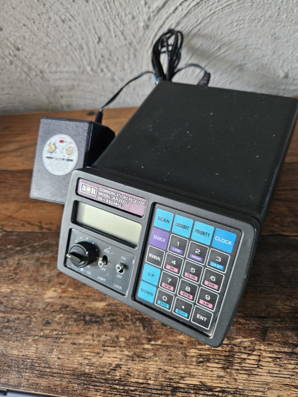 AOR AR-2001 Communicatie Ontvanger met Adapter