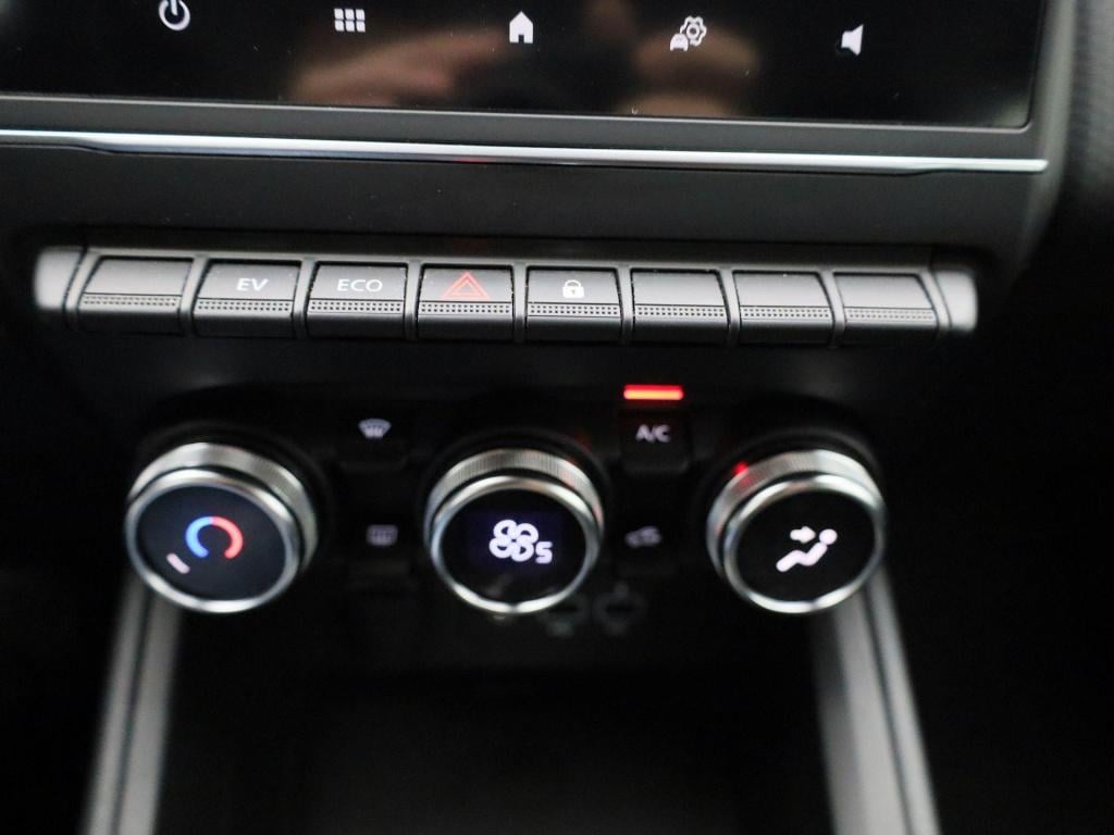 Renault Clio 1.6 e-tech hybrid 140 zen | automaat | cruise control | naviga