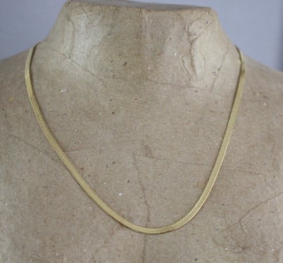 Goudklurige ketting