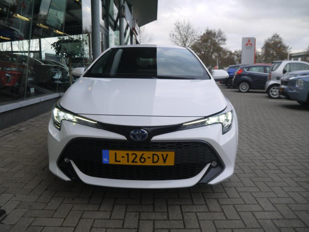 Toyota Corolla 1.8 hybrid dynamic|rijklaar