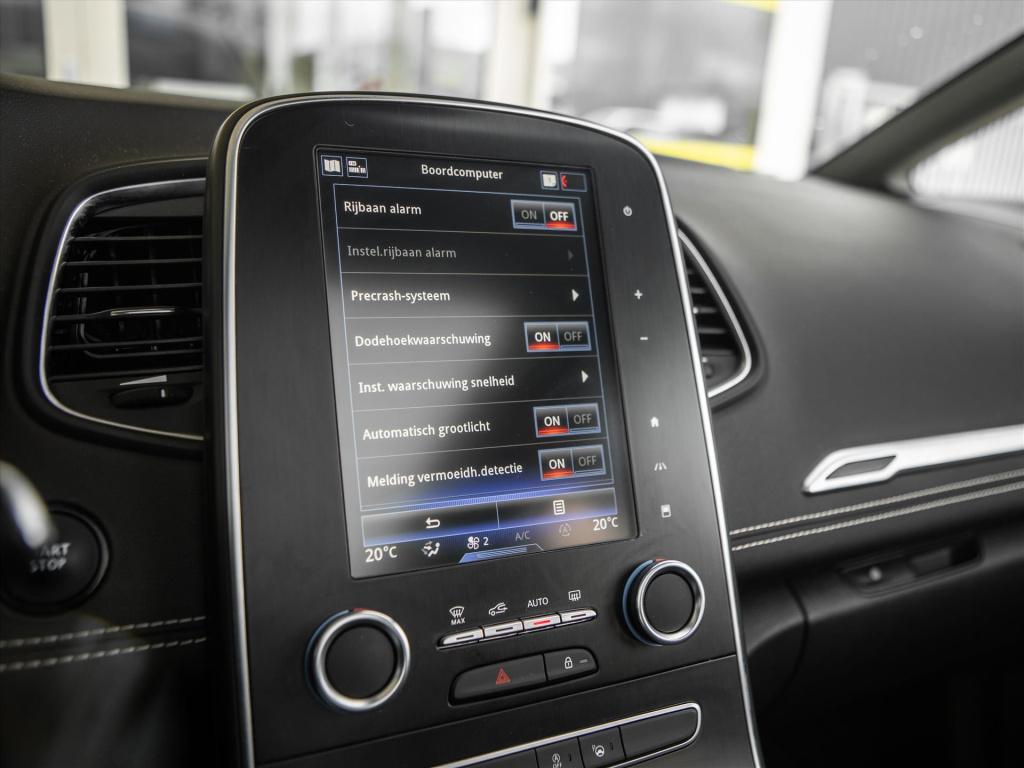 Renault Scenic 1.3 tce 140pk intens | panoramadak | trekhaak | camera | cru