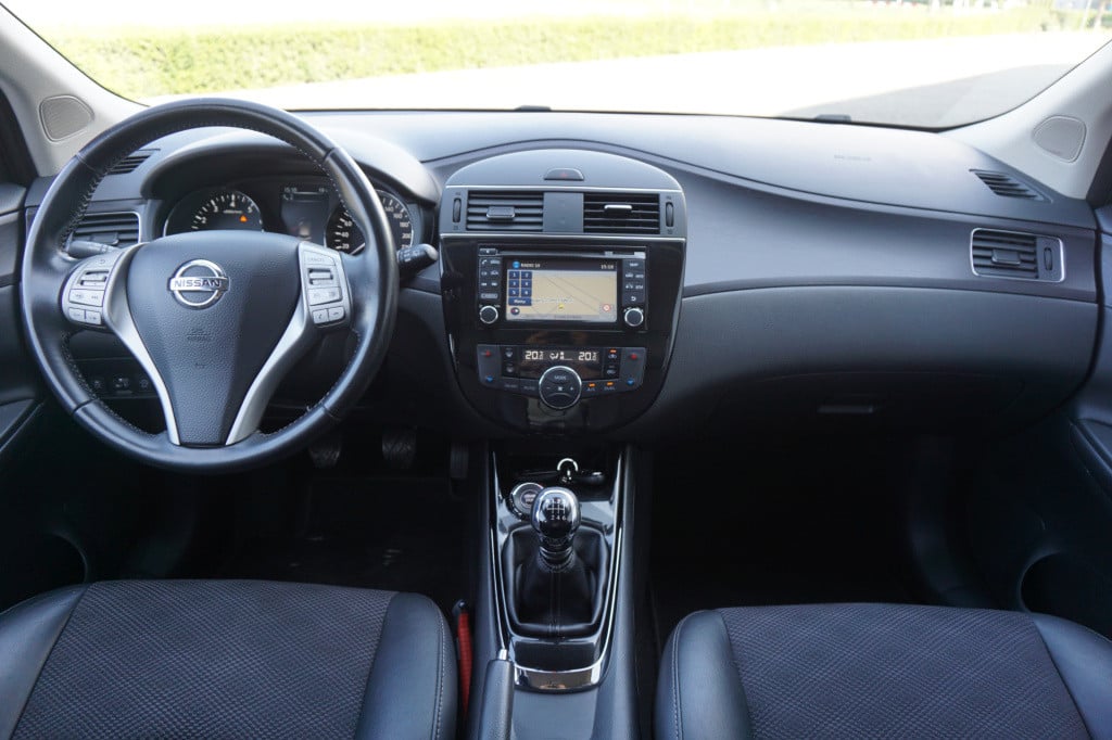 Nissan Pulsar 1.2 dig-t n-vision climate / navi / camera / parkeers. / crui