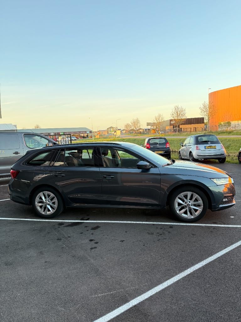 Skoda Octavia combi 1.5 tsi - first edition