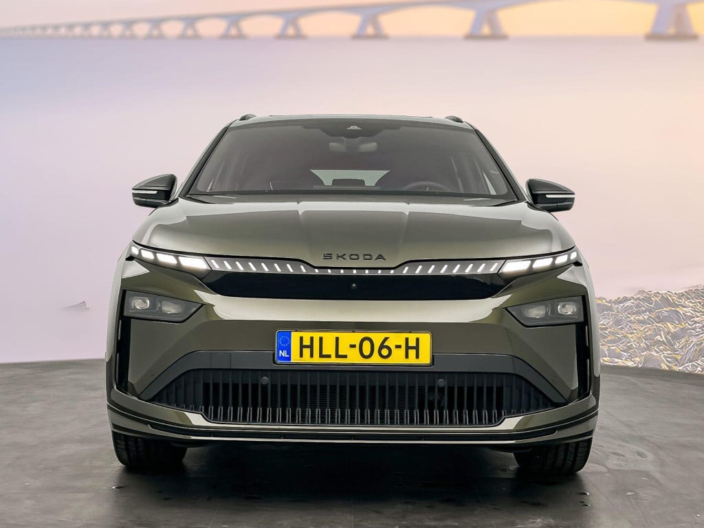 Skoda Enyaq Iv sportline elektromotor 210 kw / 286 pk suv elektri