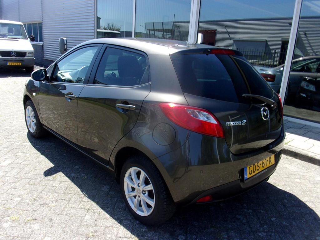 Mazda 2 1.3 silver edition