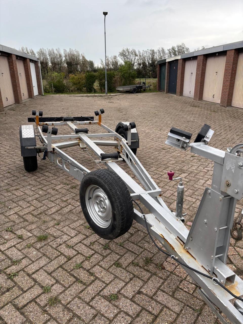 Boottrailer/stallingstrailer