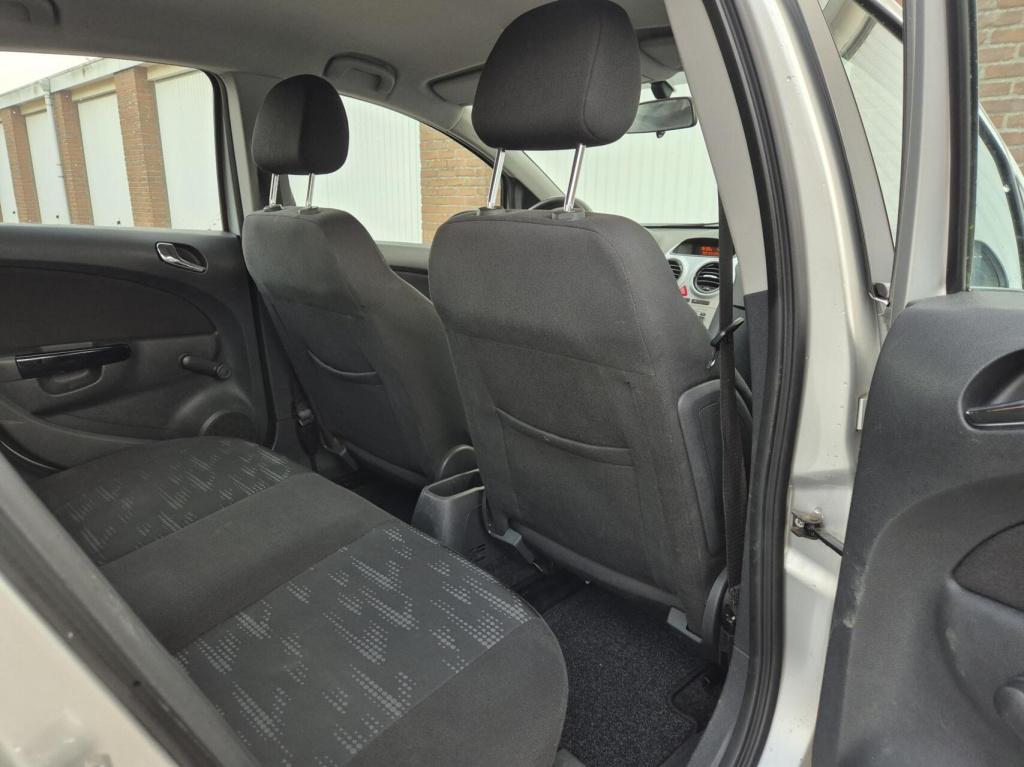 Opel Corsa 1.3 cdti ecoflex s/s connect edition / coc aanwezig