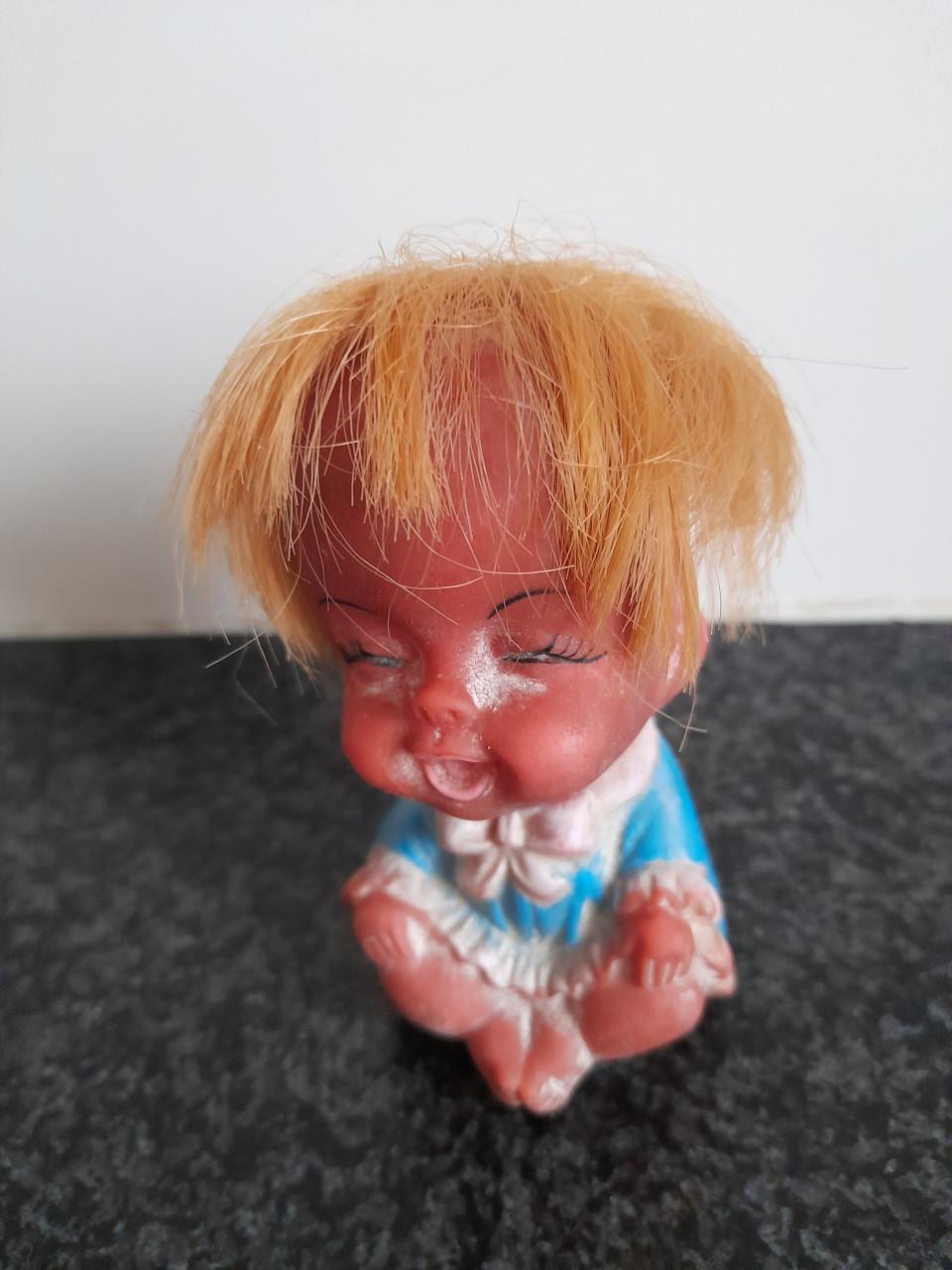 Vintage Rubberen Piepbeestje ( in goede staat )  €4 per stuk