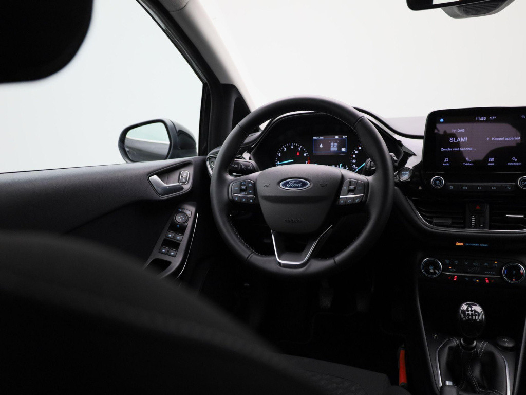 Ford Fiesta 1.0 ecoboost hybrid titanium