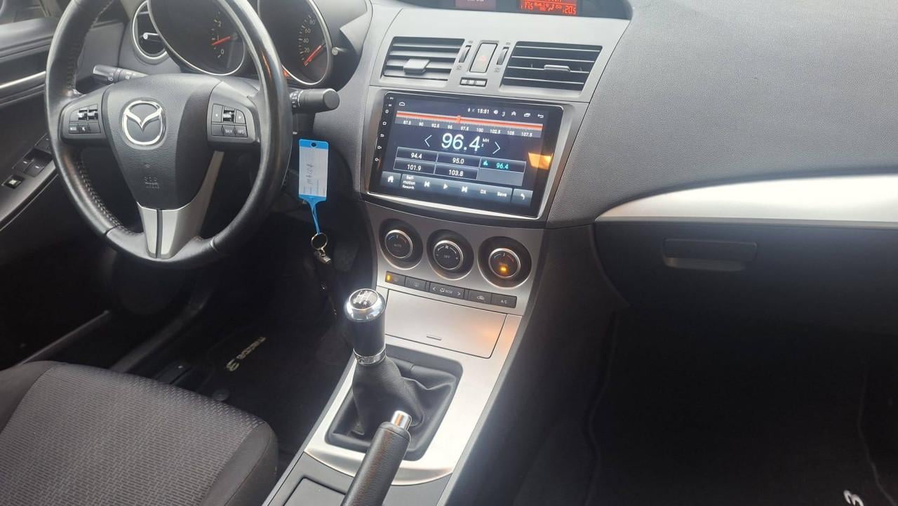 Mazda 3 1.6 Business sedan bj:2010 airco navigatie apk 2027 !!!