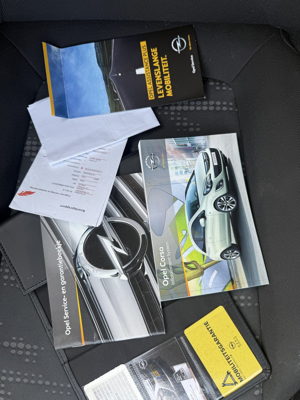 Opel Corsa 1.2 16V 2011 – Licht Groen