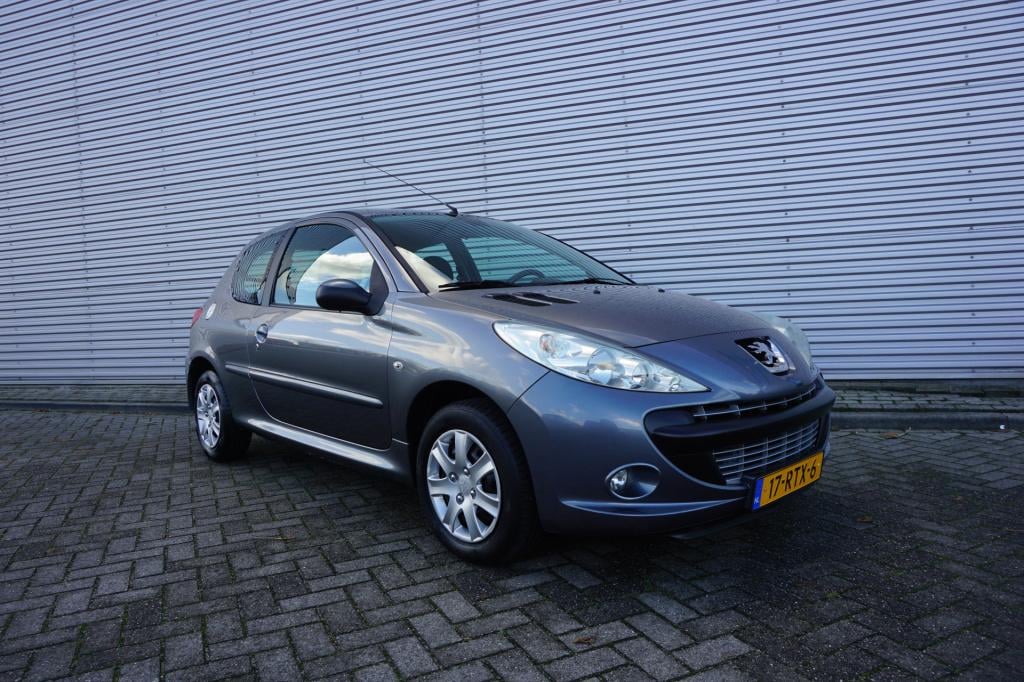 Peugeot 206 + 1.4 xs airco / elektr. ramen / nap / apk t/m 29-07-2026
