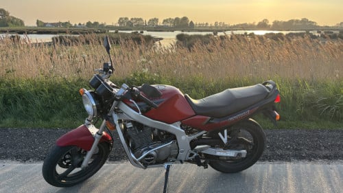 Suzuki GS500E