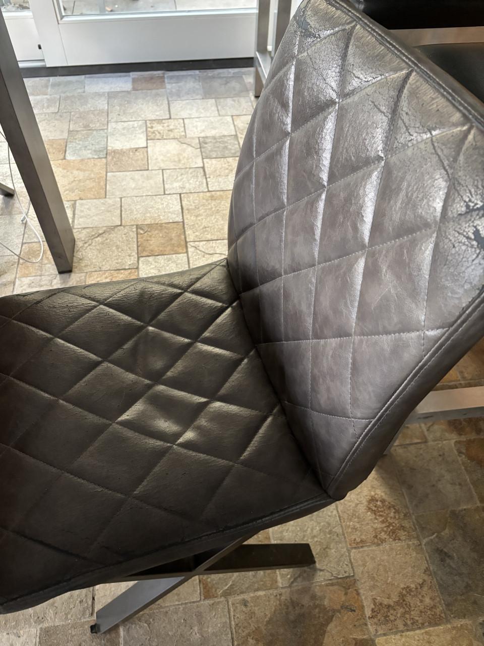 Gratis ophalen, 6 eetkamerstoelen