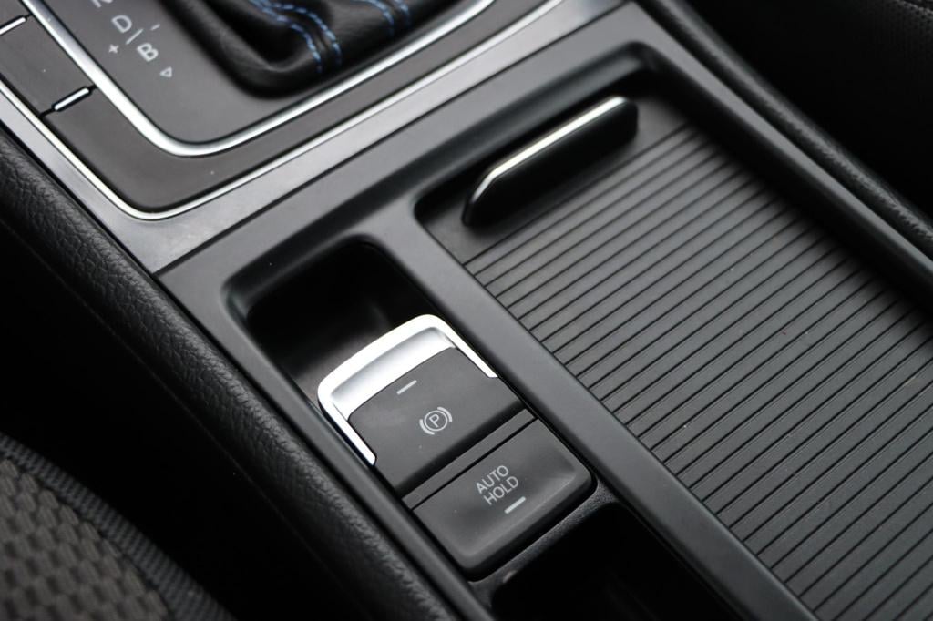 Volkswagen E-golf e-golf 136pk | soh 91%