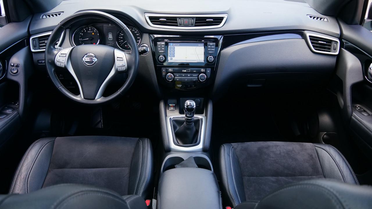 Nissan Qashqai 1.2 N-Connecta rijklaar incl garantie
