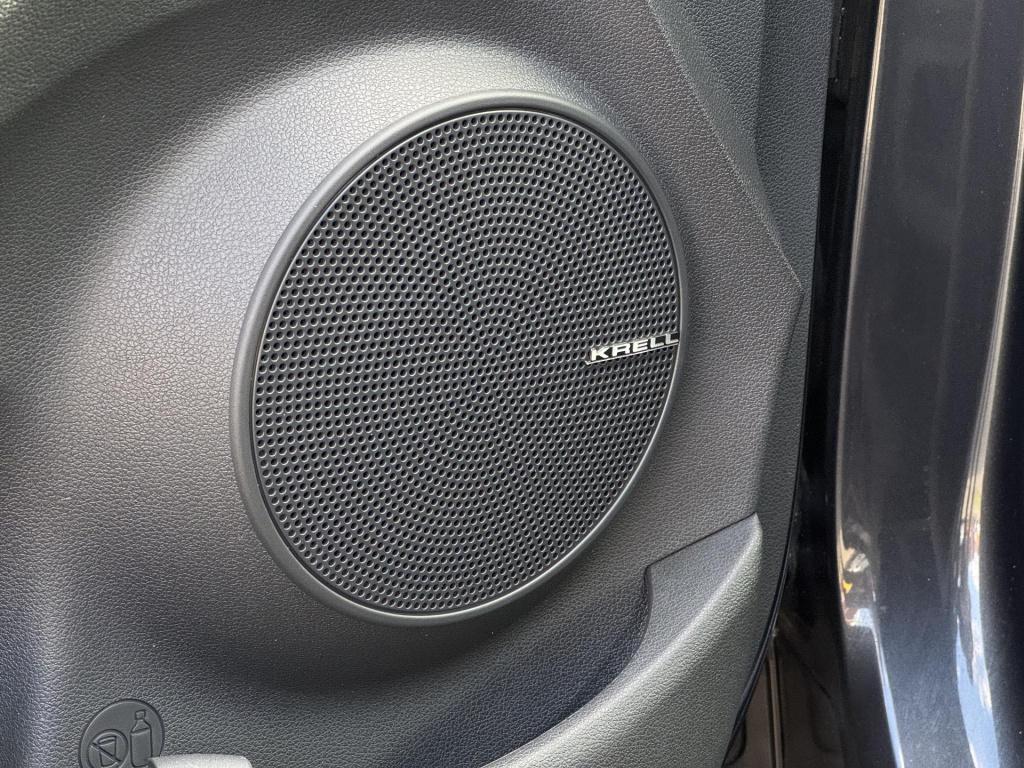 Hyundai Kona ev fashion 39 kwh