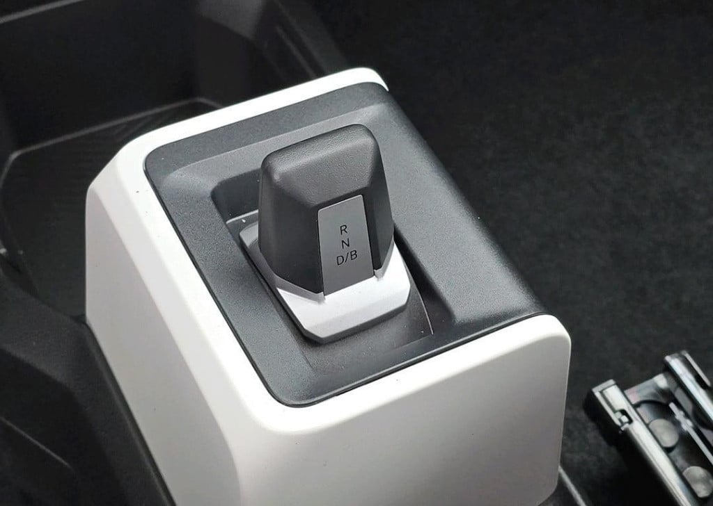 Dacia Spring expression 65 - dc lader 30 kwh