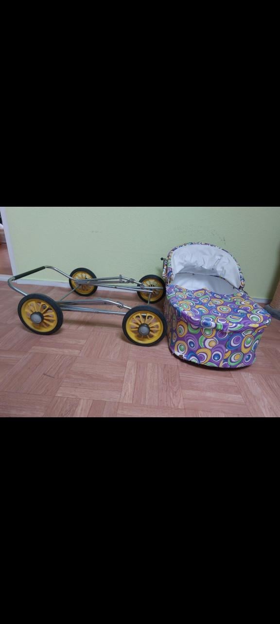 Speelgoed kinderwagen