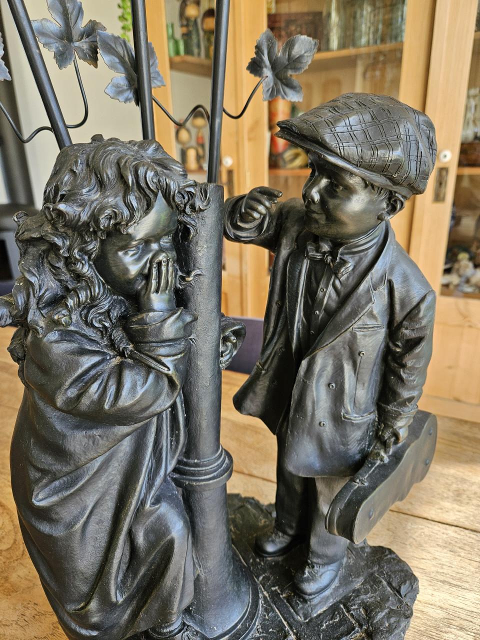 Prachtige Tafellamp 'De Jonge Geliefden' Moreau, Art Nouveau