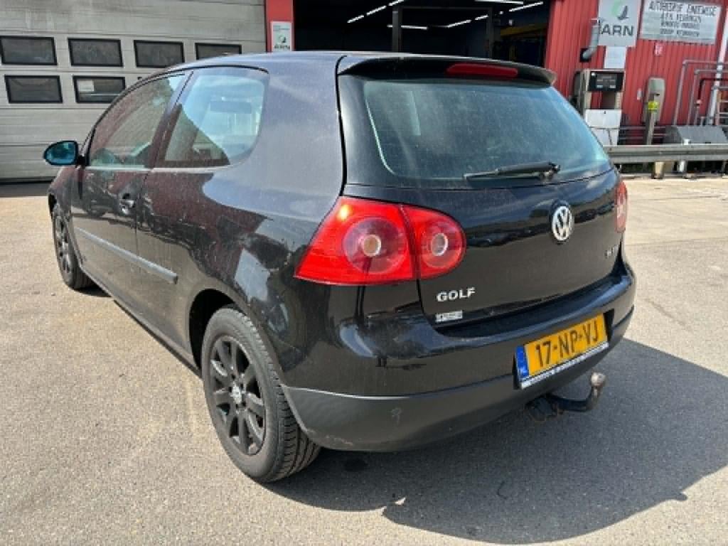 Volkswagen Golf 1.6 fsi trendline