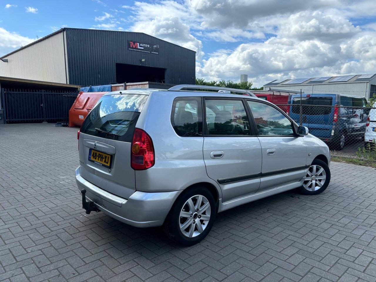 Mitsubishi Space Star 1.8 Instyle 128.205KM