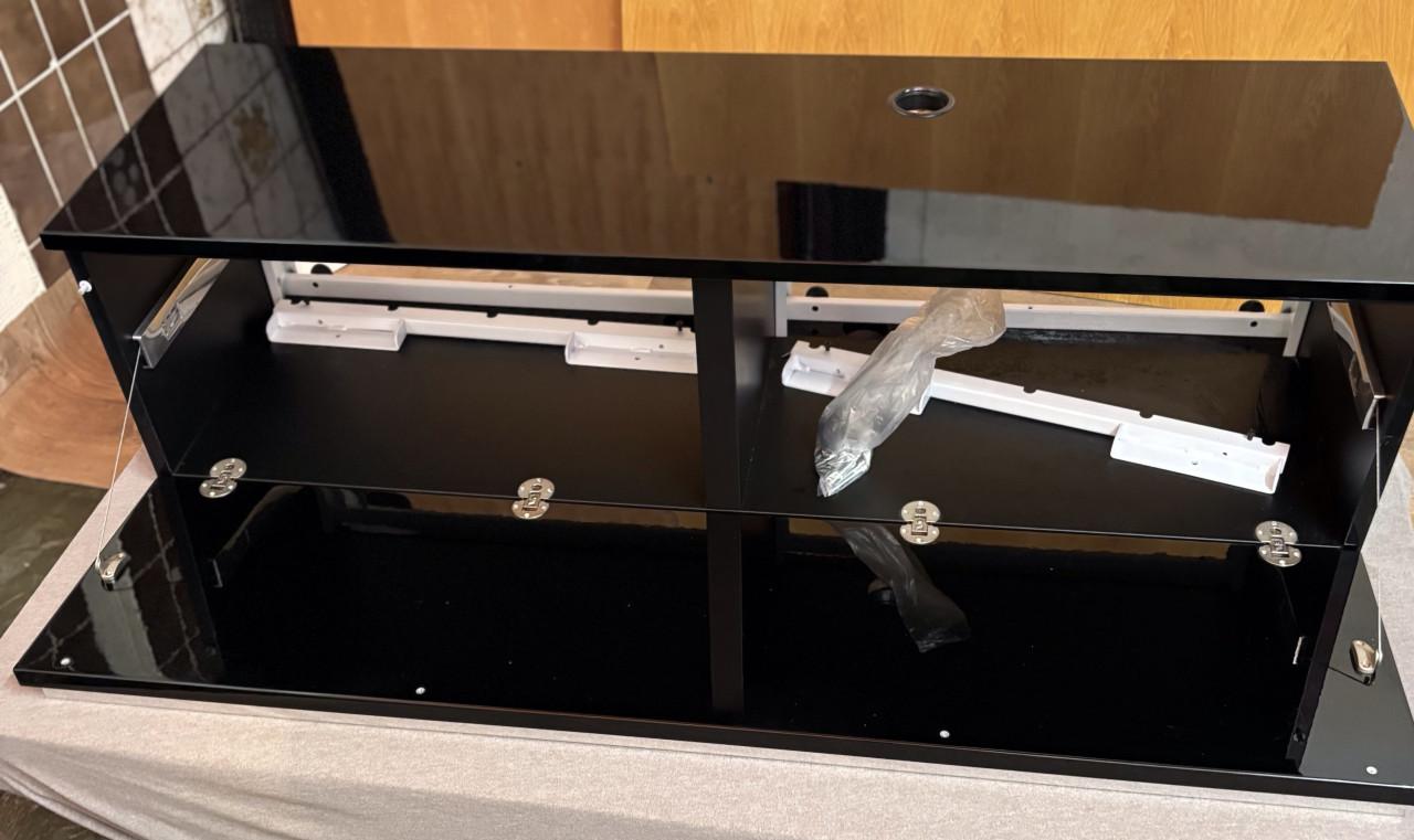 Tv meubel hoogglans zwart hangkast met klep