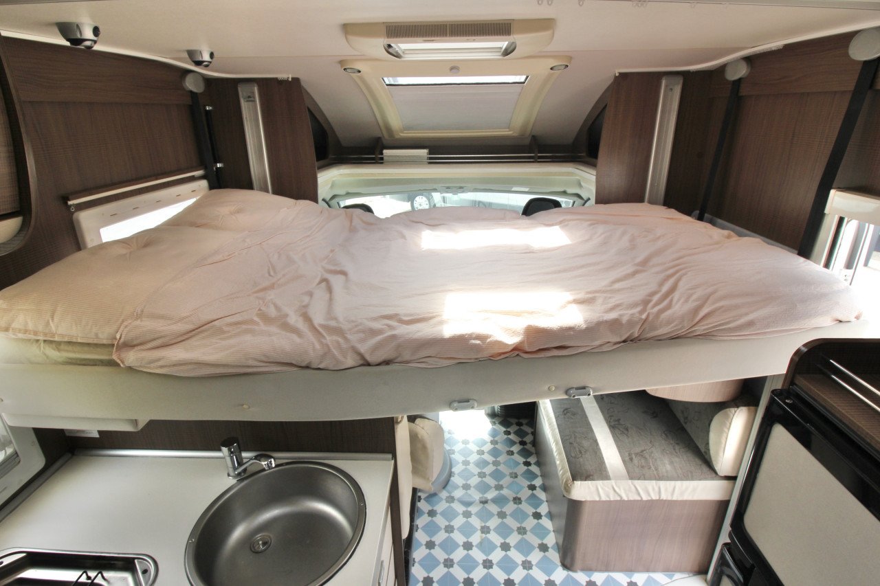 Rimor Europeo 69 Plus( Queensbed + Hefbed)