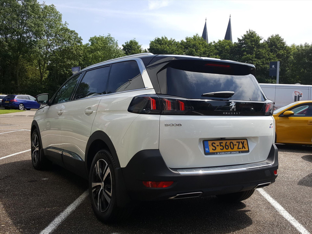 Peugeot 5008 gt 1.2-pt-130pk (vol)automaat/eat8 navigatie | cruise & climat