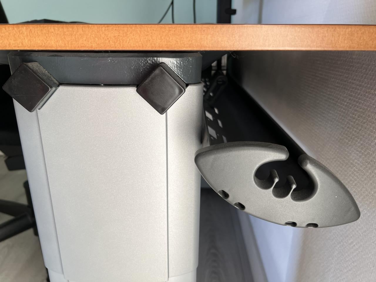 Gispen bureau + Gispen ladeblok + bureaustoel