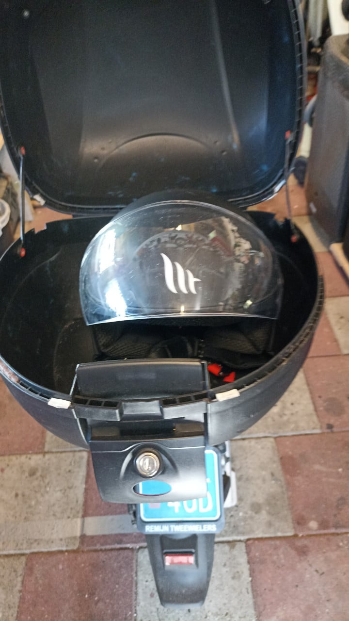 IVA E-GO S4  "gereserveerd " tot volgend weekend
