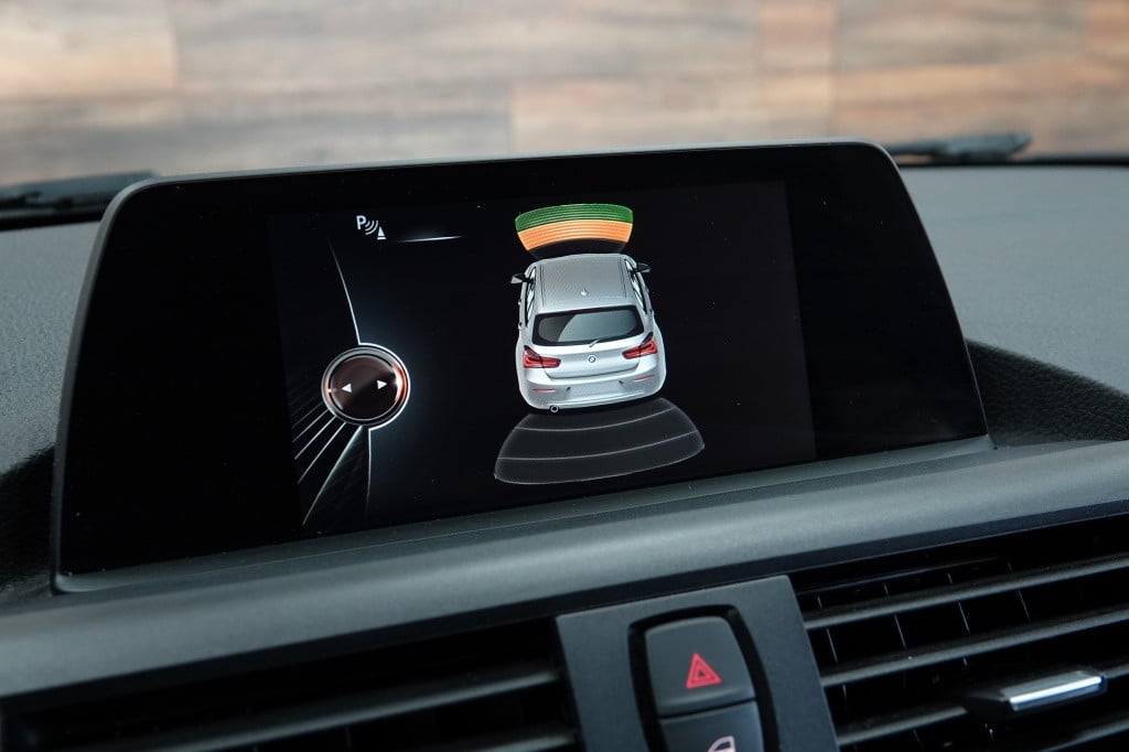 BMW 1 Serie 116i executive | cruise | navi | pdc | stoelv. |