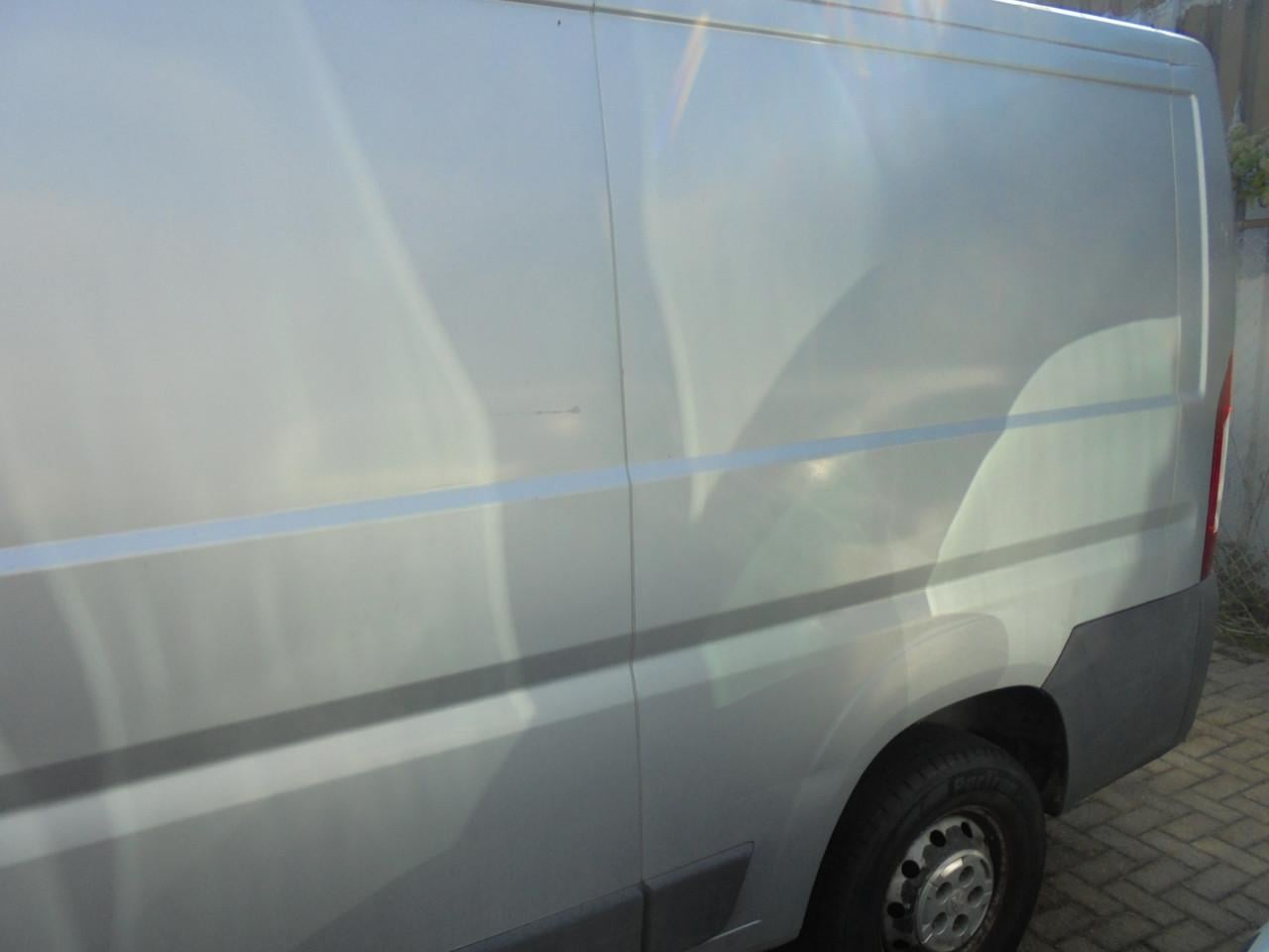 Peugeot Boxer 330 L1H1 uit 2010 Met motor schade ( rijd baar ) 224.651 Km